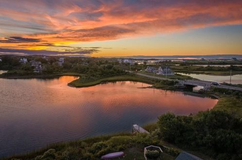 602 Corn Neck Rd, New Shoreham, RI