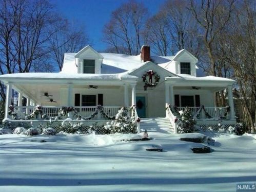 118 Terrace St, Haworth, NJ 07641-1834