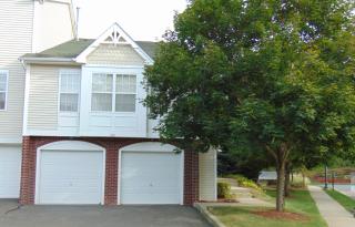 1101 Eaton Ct, Danbury, CT 06811-4063