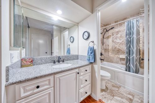 12223 Foster Rd, Norwalk CA  90650-8714 exterior