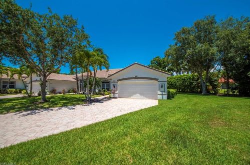 1424 Athol Way, Naples, FL 34104-8762