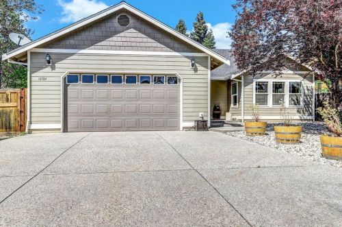 18784 Lodestone Ct, Lake Wildwood, CA 95946-9019