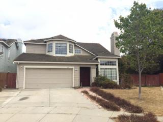 20 Penwick Cir, Salinas CA  93906-5007 exterior