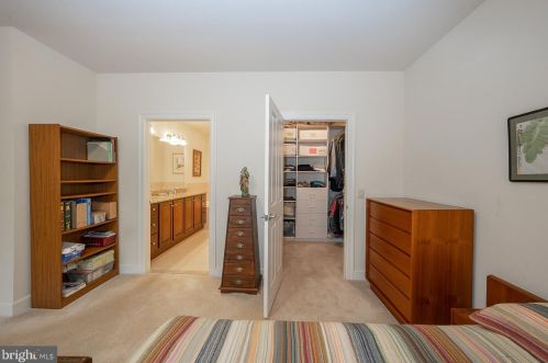 139 Cornerstone Dr, Newtown Square PA 19073-4049 exterior