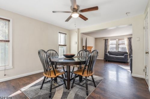 72 Cambridge, Oxford NJ  07863-3411 exterior