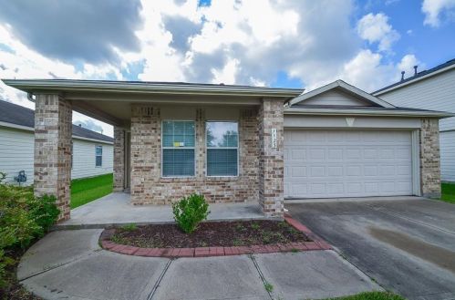 1123 Desert Palms Ln, Richmond TX  77471-5882 exterior