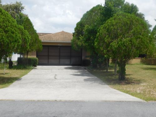12165 Rockford St, Brooksville, FL 34608-2156