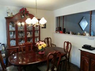 3327 Gunther Ave, Bronx, NY 10469-2727