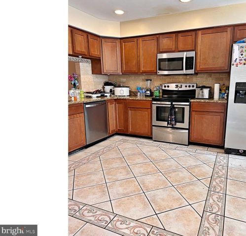 81 Chatham Ct, Dover, DE 19901-3934