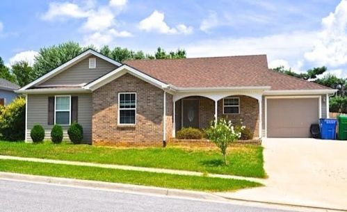 100 Palmer Ct, Danville, KY 40422-2389