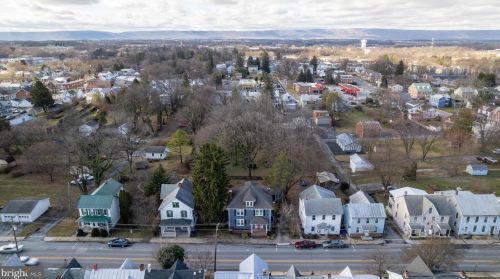 323 Orange St, Lees Cross Roads PA  17257-2007 exterior