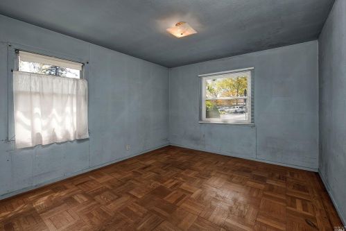718 Hahman Dr, Santa Rosa CA  95405-6864 exterior