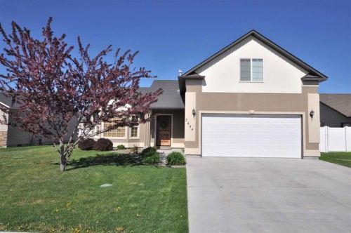 2644 Denali Dr, Pella ID  83318-5503 exterior