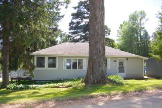 36 Club Dr, Willsboro Point, NY 12996-4031