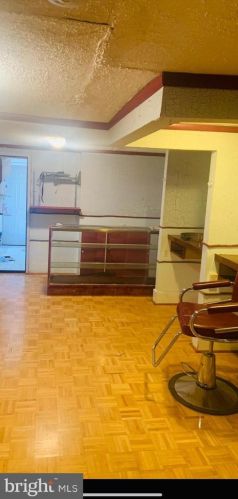 1450 9th St, Camden, NJ 08104-1545