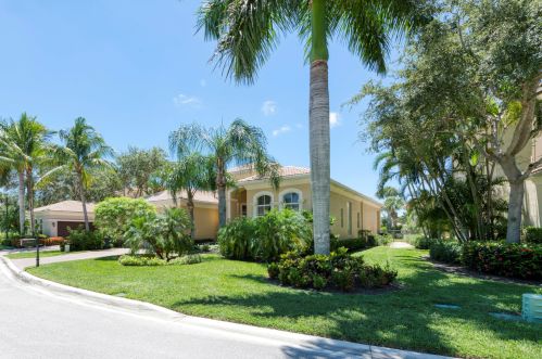103 Dalena Way, West Palm Beach, FL 33418-1739