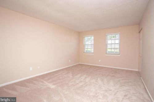 132 Ardwick Ter, Lansdale PA 19446-4925 exterior