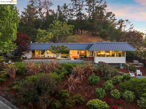 600 Tahos Rd, Orinda, CA 94563-2916