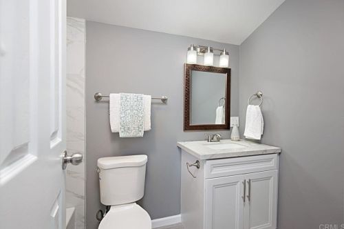 4762 Castle Ave, San Diego CA  92105-2913 exterior