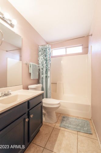 3036 Bluefield Ave, Phoenix AZ 85053-1125 exterior