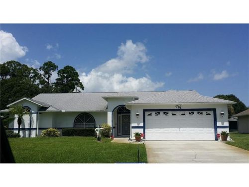 681 Breakwater Ter, Sebastian, FL 32958-6112