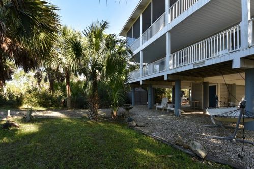 1017 Pne Ave, Saint George Island FL  32328-2416 exterior