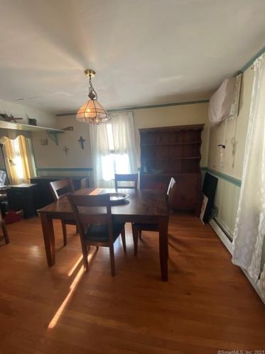 71 Newton Ave, Plainville CT  06062-2841 exterior