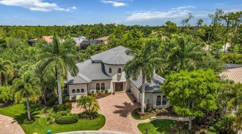 2934 Florentine Ct, Naples, FL 34119-7738