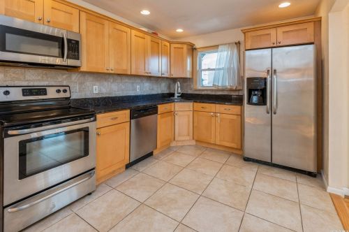 235 Farmers Ave, North Lindenhurst NY  11757-1815 exterior