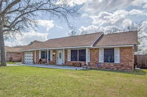 839 Overbluff St, Channelview, TX 77530-3237