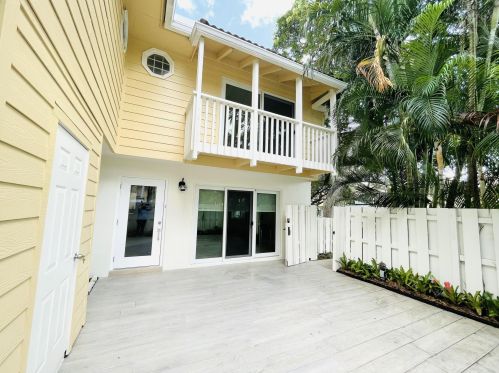 152 Seabreeze Cir, Jupiter, FL 33477-6429