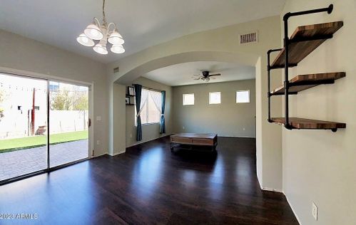 12166 Flanagan St, Avondale AZ  85323-8127 exterior