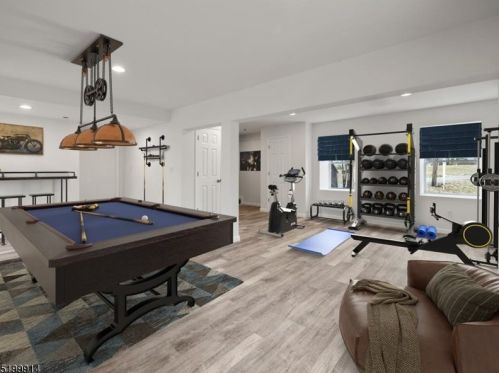 18 Berry Ln, West Milford NJ  07480-3632 exterior