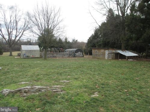 8690 Rice Rd, Lees Cross Roads, PA 17257-8725