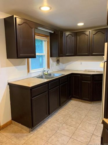 135 Voight Ave, Bridgeport CT  06606-1539 exterior