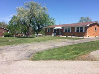 8308 Cathedral Dr, Sellersburg, IN 47172-9100