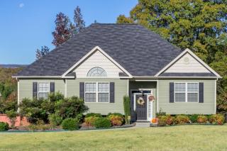 9155 Wood Dale Ln, Hixson, TN 37343-2055