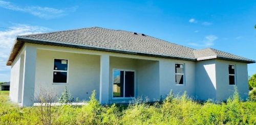 2602 21st St, Lehigh Acres, FL 33971-6722