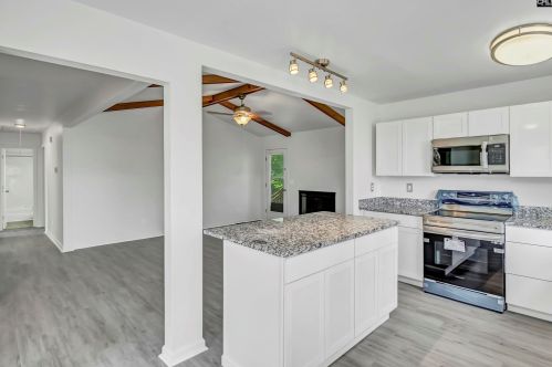 104 Coy Ln, Lexington SC  29072-2220 exterior