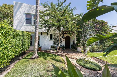 311 Plymouth Rd, West Palm Beach FL  33405-3219 exterior