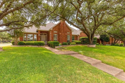 5300 Blackhawk Dr, Plano, TX 75093-2805
