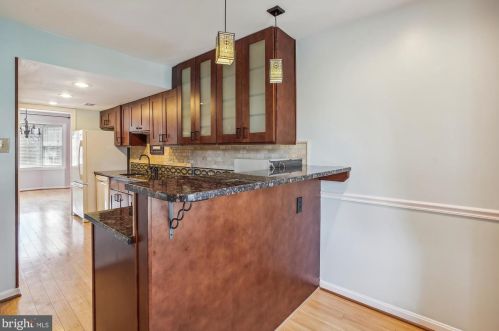 12346 Aztec Pl, Woodbridge VA  22192-1818 exterior