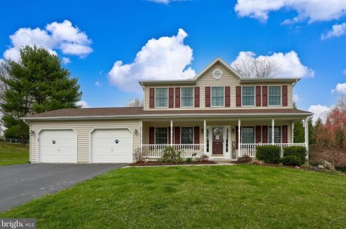 5 Lennon Ln, Tolna, PA 17349-9482