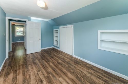 24 Burnside Ave, Plainville CT  06062-2806 exterior