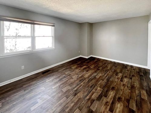 4207 Baylor St, Greensboro NC  27455-2560 exterior