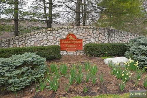 1422 York St, Mahwah NJ  07430-3268 exterior