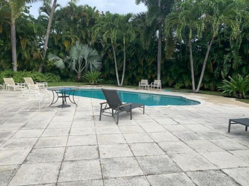 432 31st St, West Palm Beach FL  33407-5126 exterior