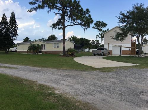 3535 Boggy Creek Rd, Kissimmee FL  34744-9413 exterior