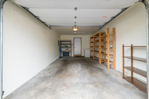 181 Maple Ave, Slinger WI  53086-9400 exterior