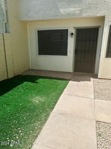 4804 Rancho Dr, Glendale, AZ 85301-6154